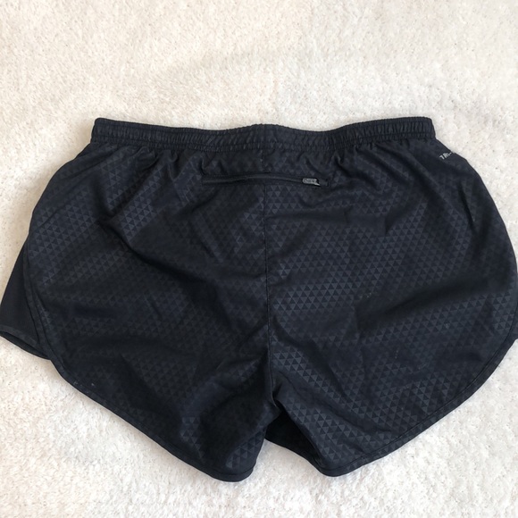 Nike Dri-Fit Shorts - Picture 2 of 4